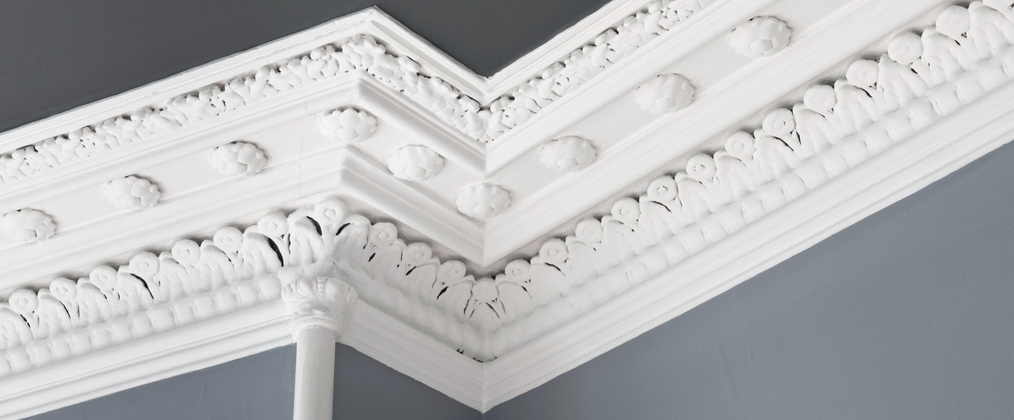 You are currently viewing Comment restaurer une moulure en plâtre ?